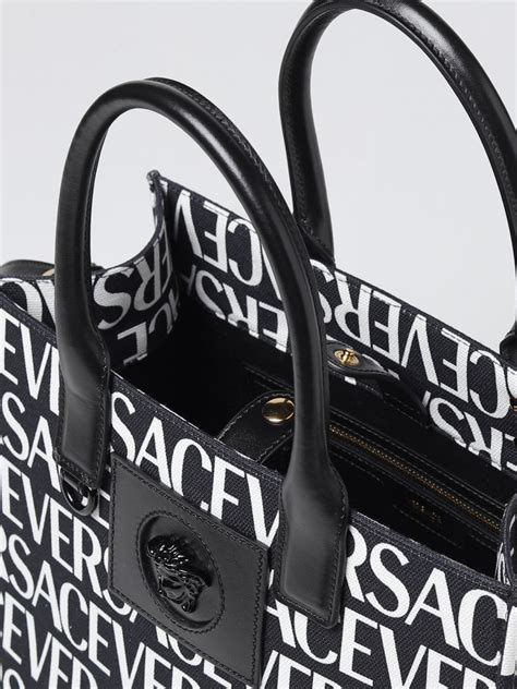 borsa versace sportiva|versace borse a mano.